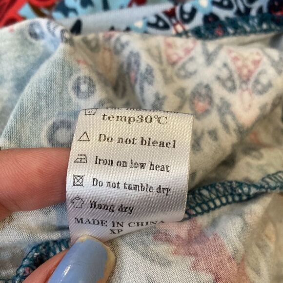 5/$15 Niloufo Women’s Blue Mandala Cut Out Shoulder T-shirt Size small - Picture 5 of 5